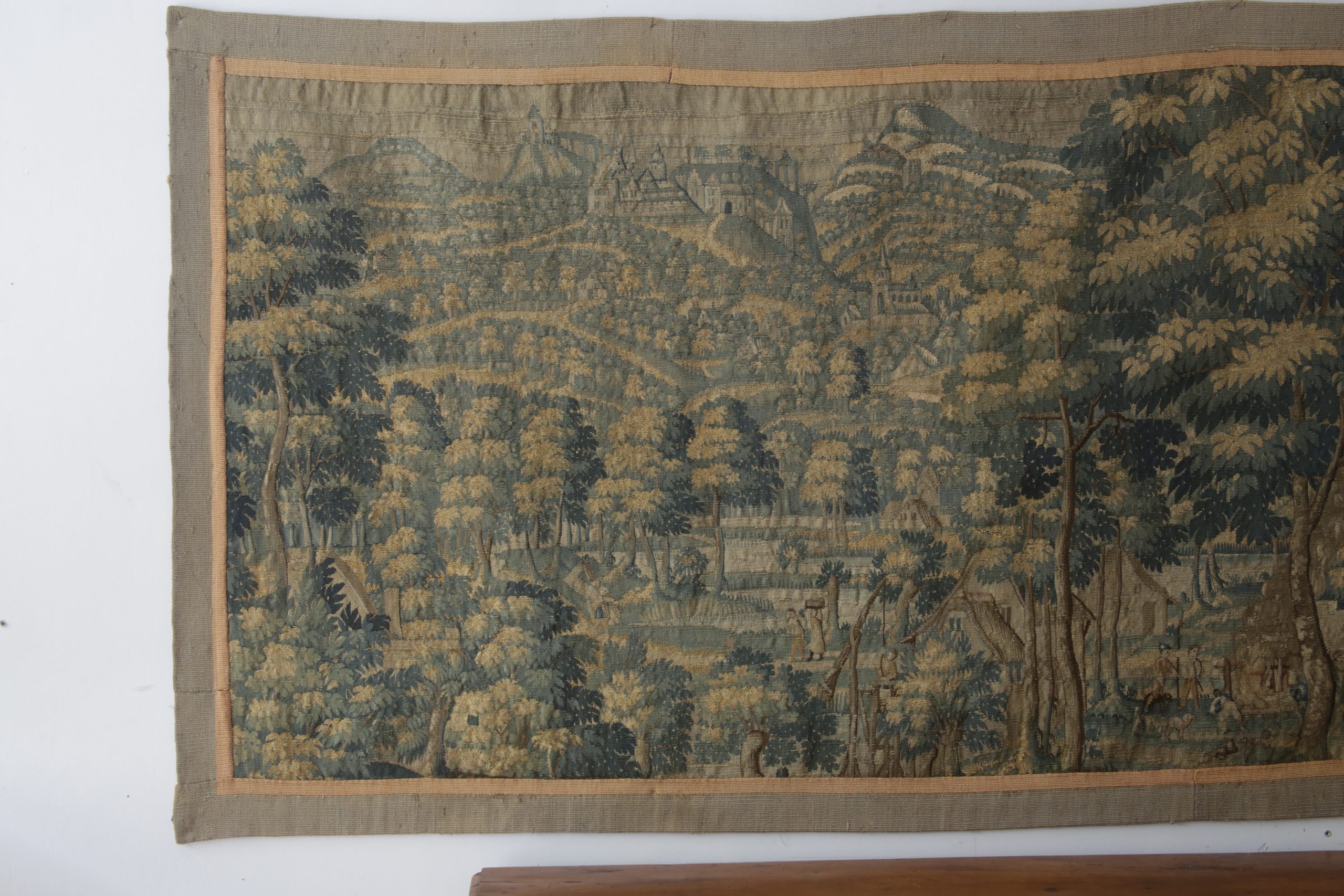 Tapisserie à paysage animé, Flandres XVIe
