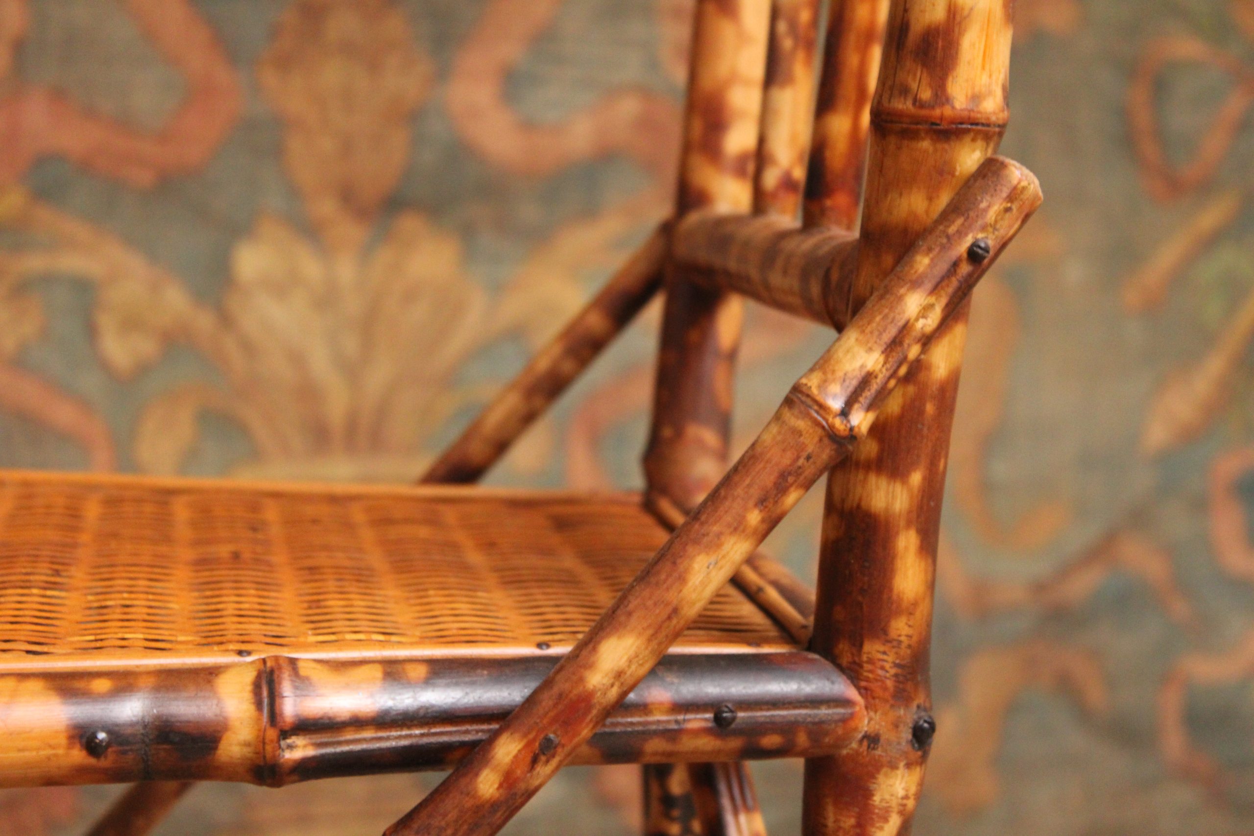 Paire de chaises en bambou et rotin dans le style de la Maison Perret & Vibert, fin XIXe