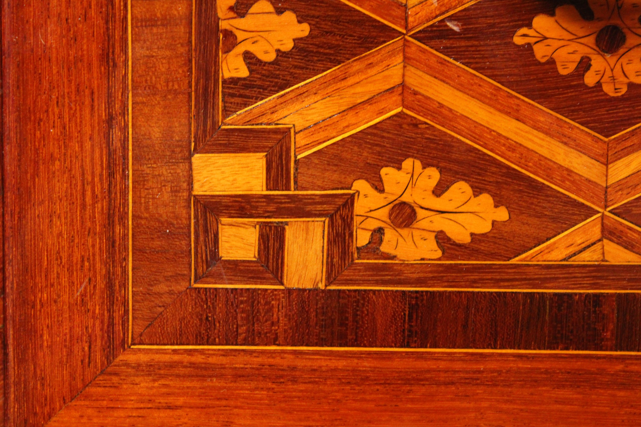 Commode en marqueterie d’époque transition, vers 1770 – Image 5
