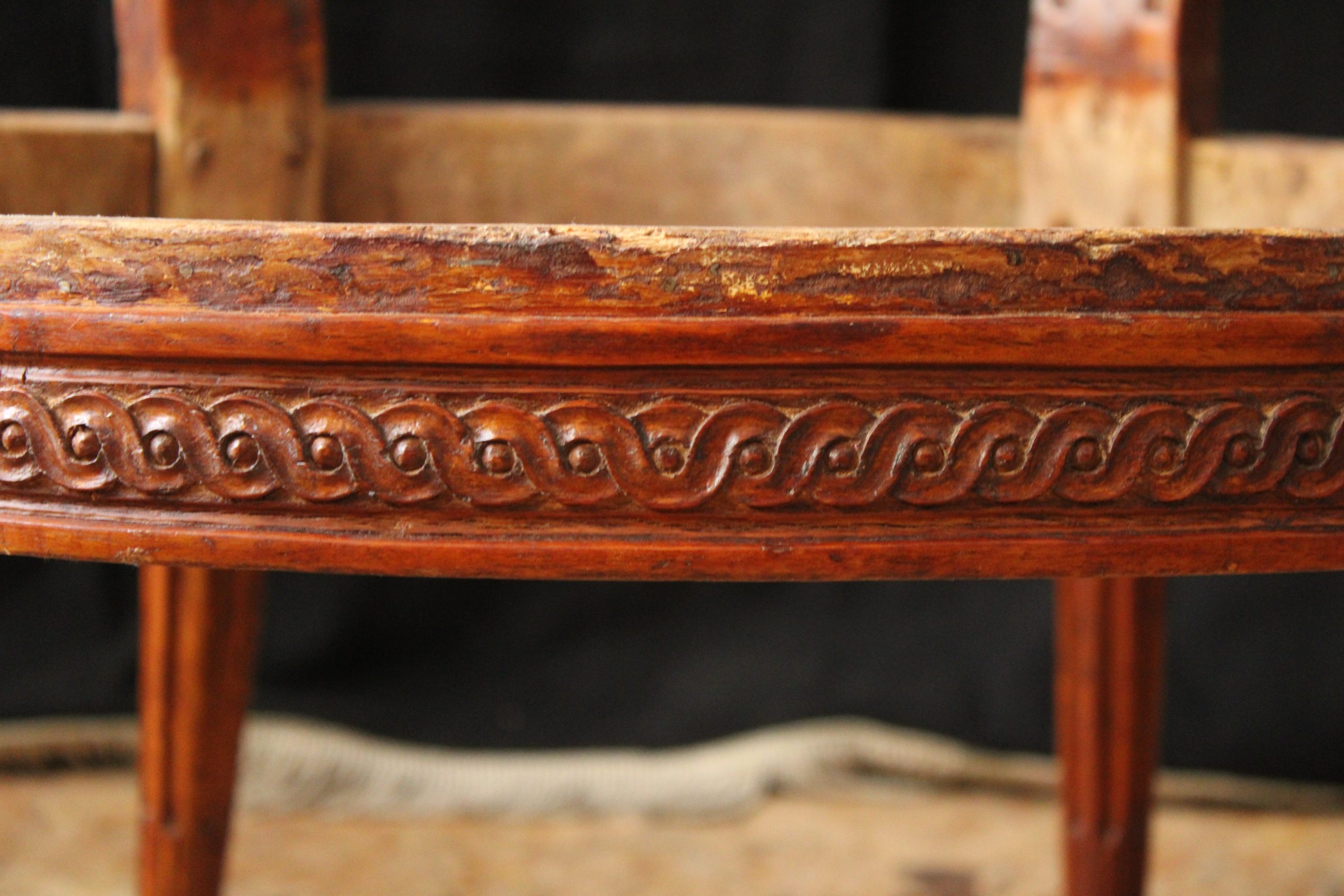 Paire de fauteuils Cabriolets d'époque Louis XVI Estampillée Georges Jacob
