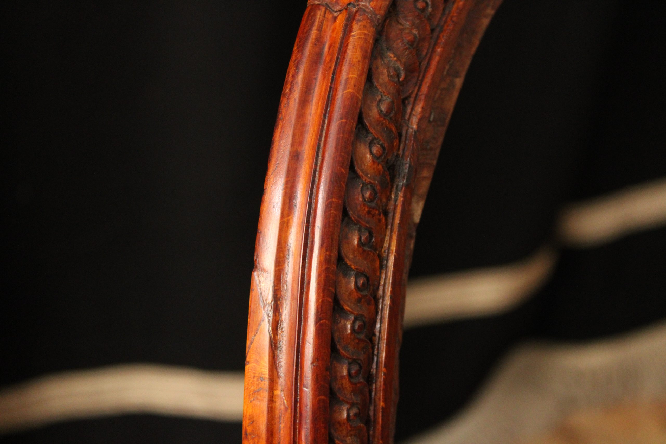 Paire de fauteuils Cabriolets d'époque Louis XVI Estampillée Georges Jacob