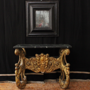 Console italienne de style baroque en bois doré, ouvrage du XXe siècle.