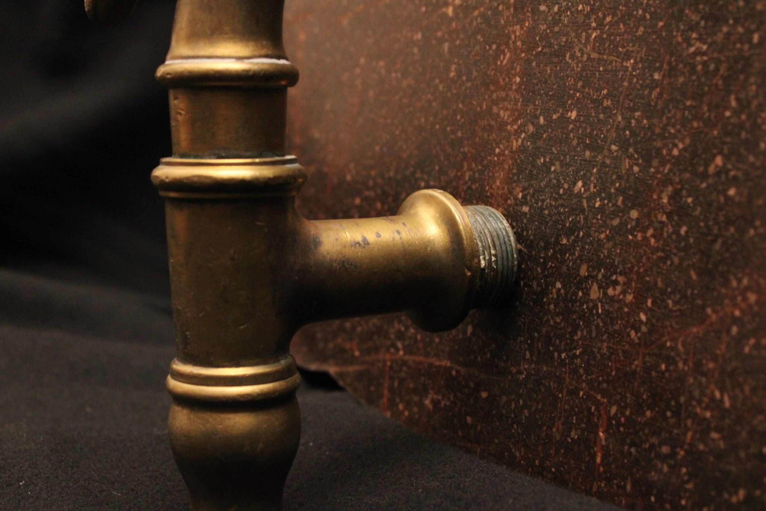 Grand robinet Empire en bronze pour bassin ou fontaine – Image 7