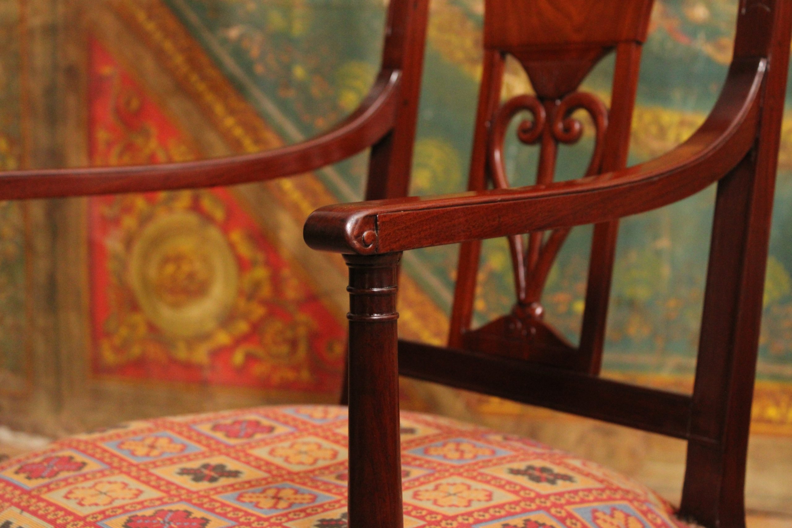 Fauteuil en acajou ajouré, attribué à Jacob Frères, vers 1800 – Image 2