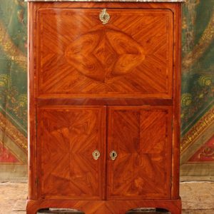 Secrétaire d’époque Louis XV en placage de bois de rose