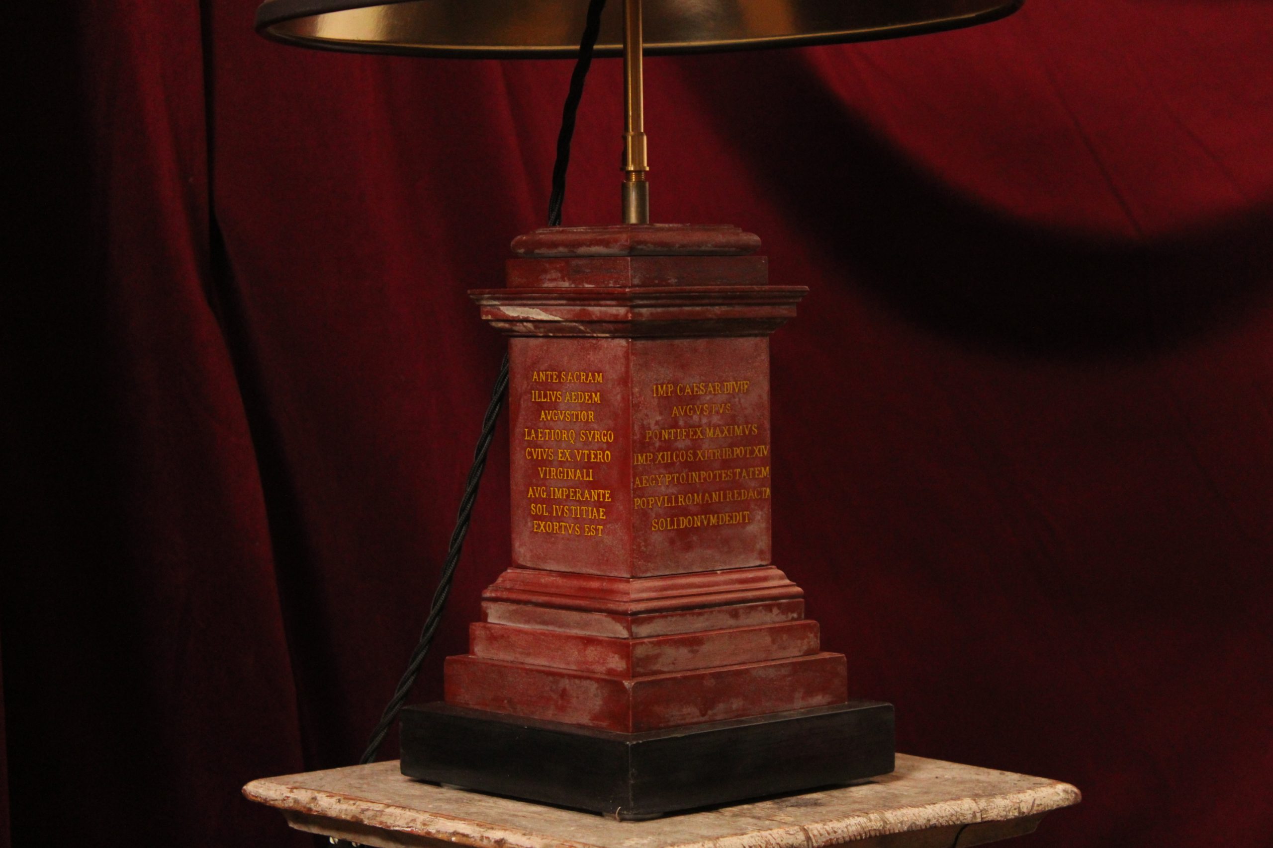 Lampe à poser en marbre, référence à l'obélisque Flaminio de Rome, XXe siècle – Image 4