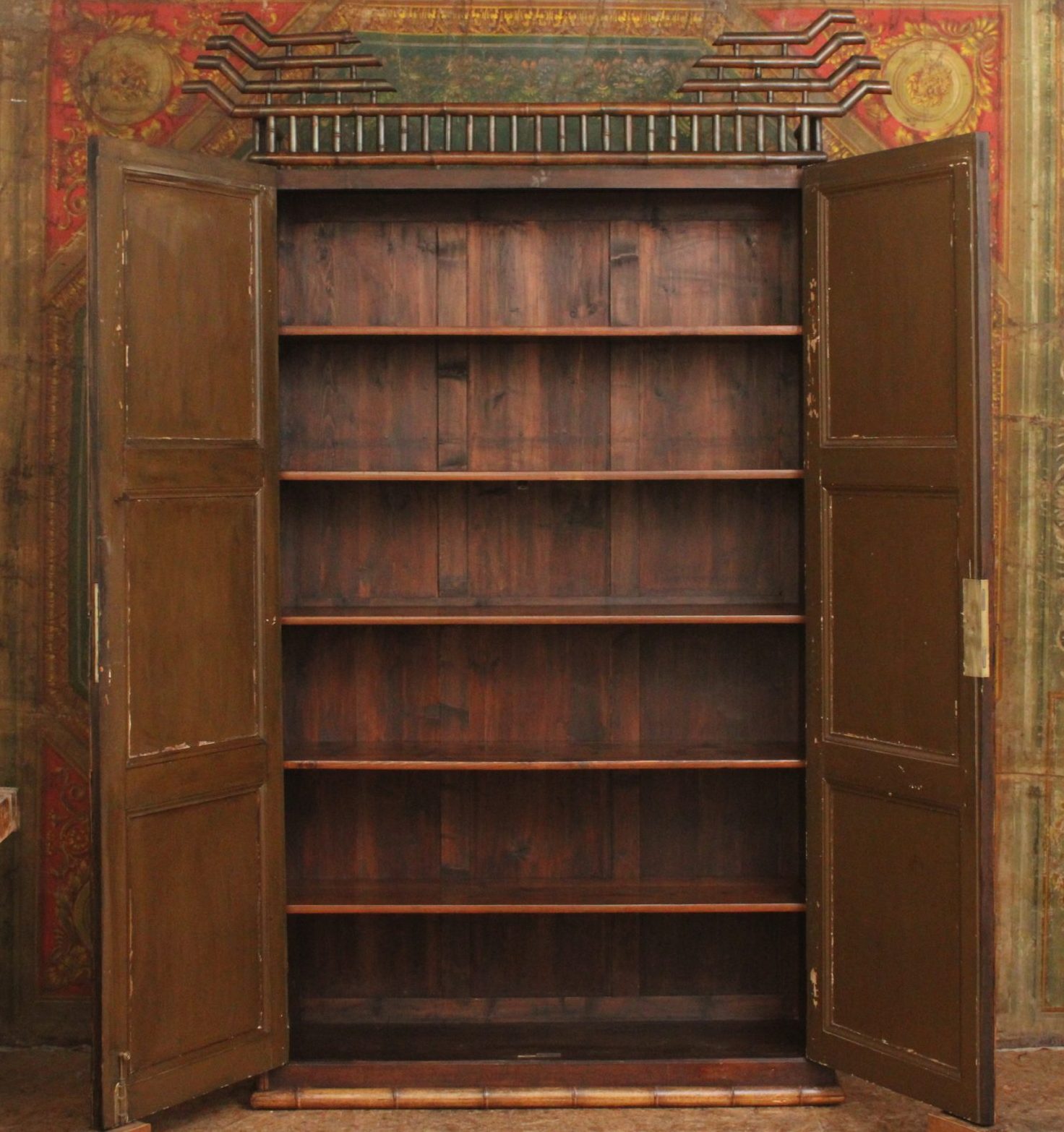 Armoire en bambou et rotin dans le goût de la Maison des Bambous de Perret & Vibert, vers 1900