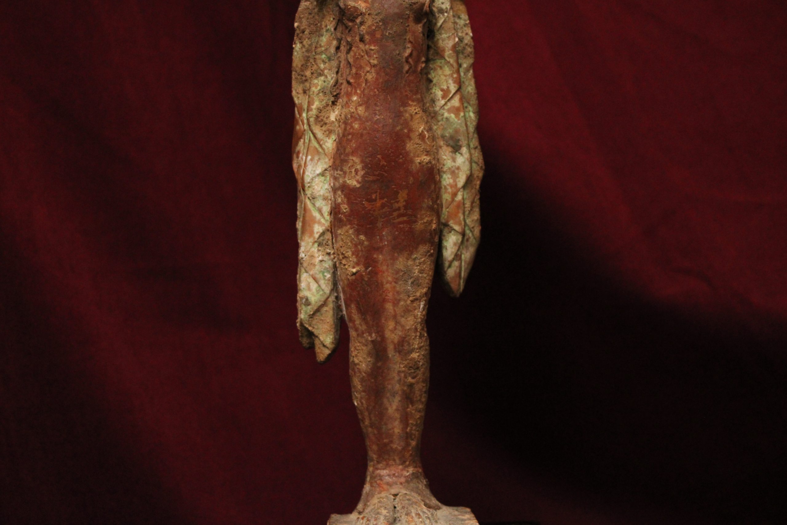 Statuette féminine en terre cuite "Korè", XIXe siècle